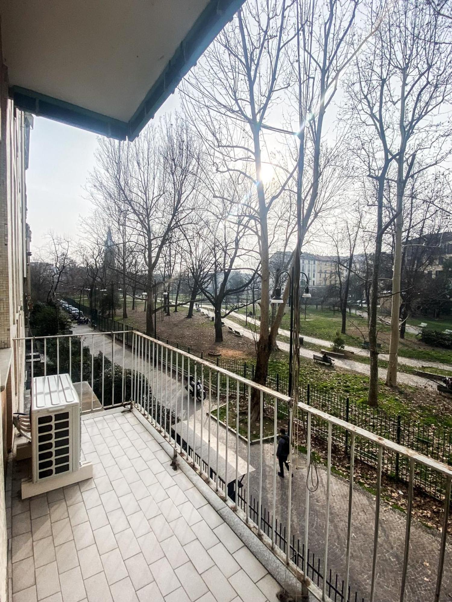 Molino Cozy Apartment With Park View In Downtown Milano Екстер'єр фото